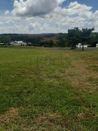 Terreno a venda 1317m² no Residencial Fazenda SerrAzul