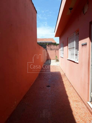 Casa Para Alugar com 3 quartos no bairro Vila Trujillo em Sorocaba