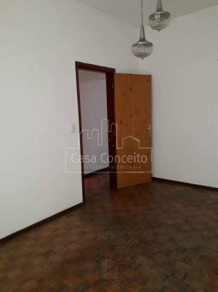 Casa Para Alugar com 3 quartos no bairro Vila Trujillo em Sorocaba