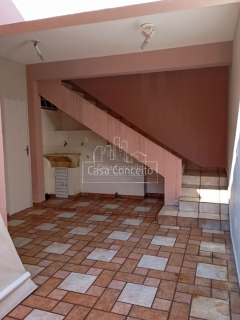 Sobrado Para Vender com 3 quartos 1 suíte com closet no bairro Jardim Simus em Sorocaba