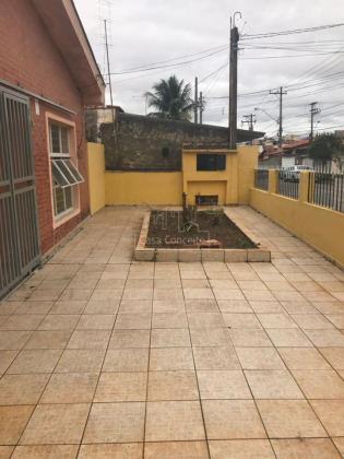 Casa Para Vender com 2 quartos no bairro Jardim Simus em Sorocaba