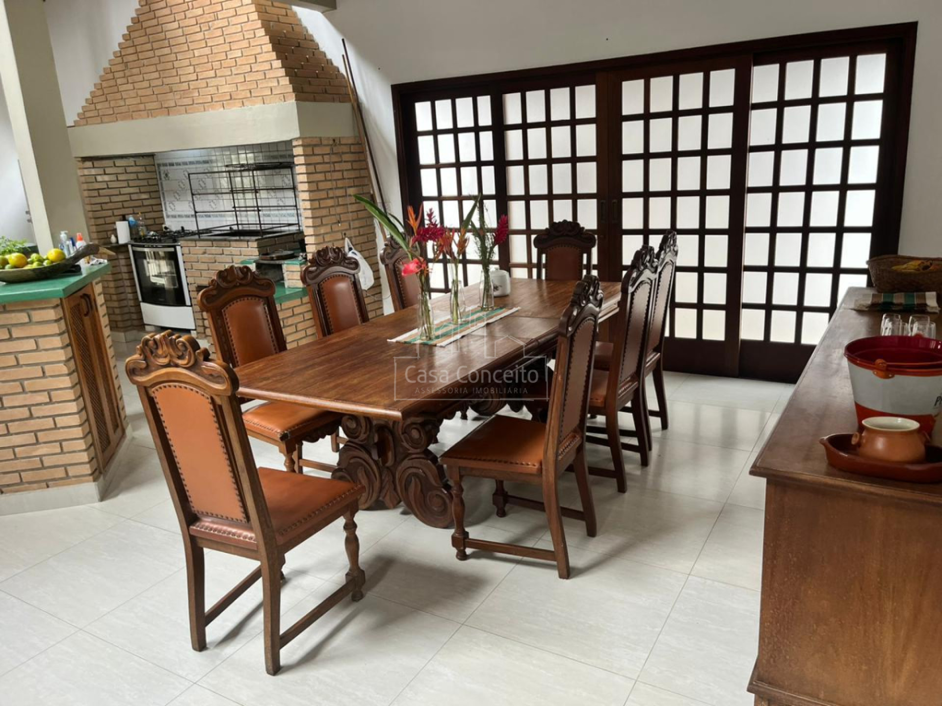 Casa de Condomínio Para Vender com 4 quartos 2 suítes no bairro Balneário Califórnia em Caraguatatuba