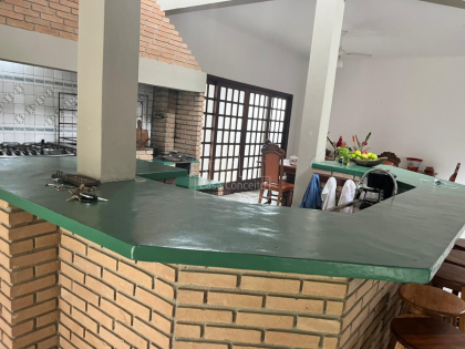 Casa de Condomínio Para Vender com 4 quartos 2 suítes no bairro Balneário Califórnia em Caraguatatuba