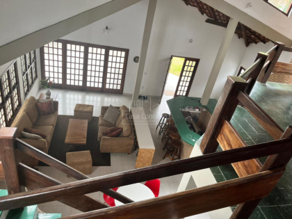 Casa de Condomínio Para Vender com 4 quartos 2 suítes no bairro Balneário Califórnia em Caraguatatuba