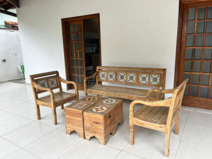 Casa de Condomínio Para Vender com 4 quartos 2 suítes no bairro Balneário Califórnia em Caraguatatuba