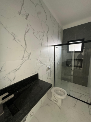 Casa de Condomínio Para Vender com 3 quartos 1 suítes no Jardim Wanel Ville IV em Sorocaba