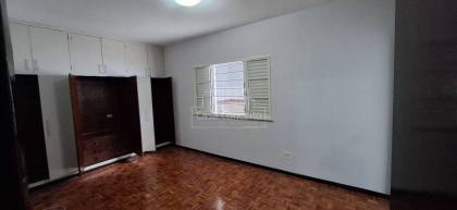 Casa Para Vender com 3 quartos 1 suítes no bairro Vila Trujillo em Sorocaba