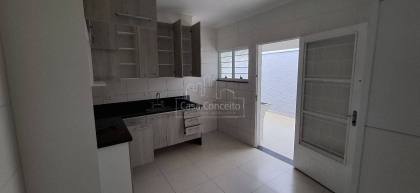 Casa Para Vender com 3 quartos 1 suítes no bairro Vila Trujillo em Sorocaba