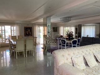 Casa de Condomínio Para Vender com 5 quartos 5 suítes no bairro Jardim Arco Verde em Araçoiaba Da Serra