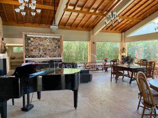 Casa de Condomínio Para Vender com 5 quartos 5 suítes no bairro Jardim Arco Verde em Araçoiaba Da Serra