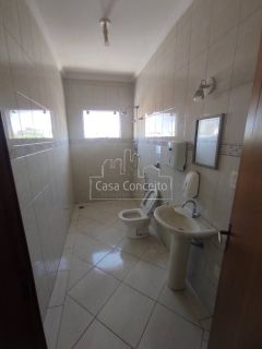 Imóvel Comercial Para Alugar no bairro Santa Terezinha em Sorocaba