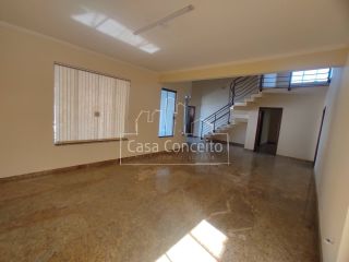 Imóvel Comercial Para Alugar no bairro Santa Terezinha em Sorocaba