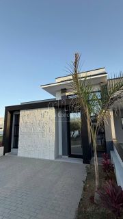 Casa de Condomínio Para Vender com 3 quartos 1 suítes no bairro Jardim Novo Horizonte em Sorocaba