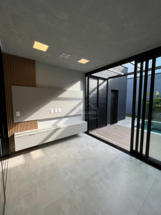 Casa de Condomínio Para Vender com 3 quartos 1 suítes no bairro Green Valley em Votorantim