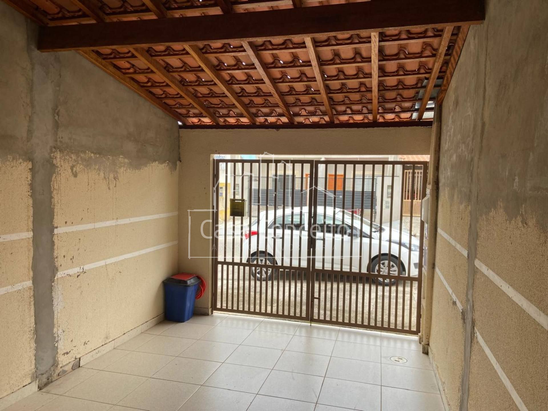 Casa Para Vender com 2 quartos no bairro Jardim Santa Madre Paulina em Sorocaba