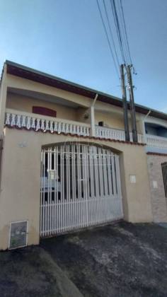 Casa Para Vender com 3 quartos no bairro Centro em Votorantim