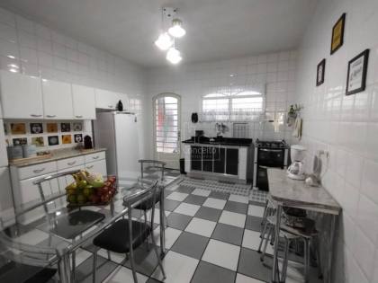 Casa Para Vender com 3 quartos no bairro Centro em Votorantim