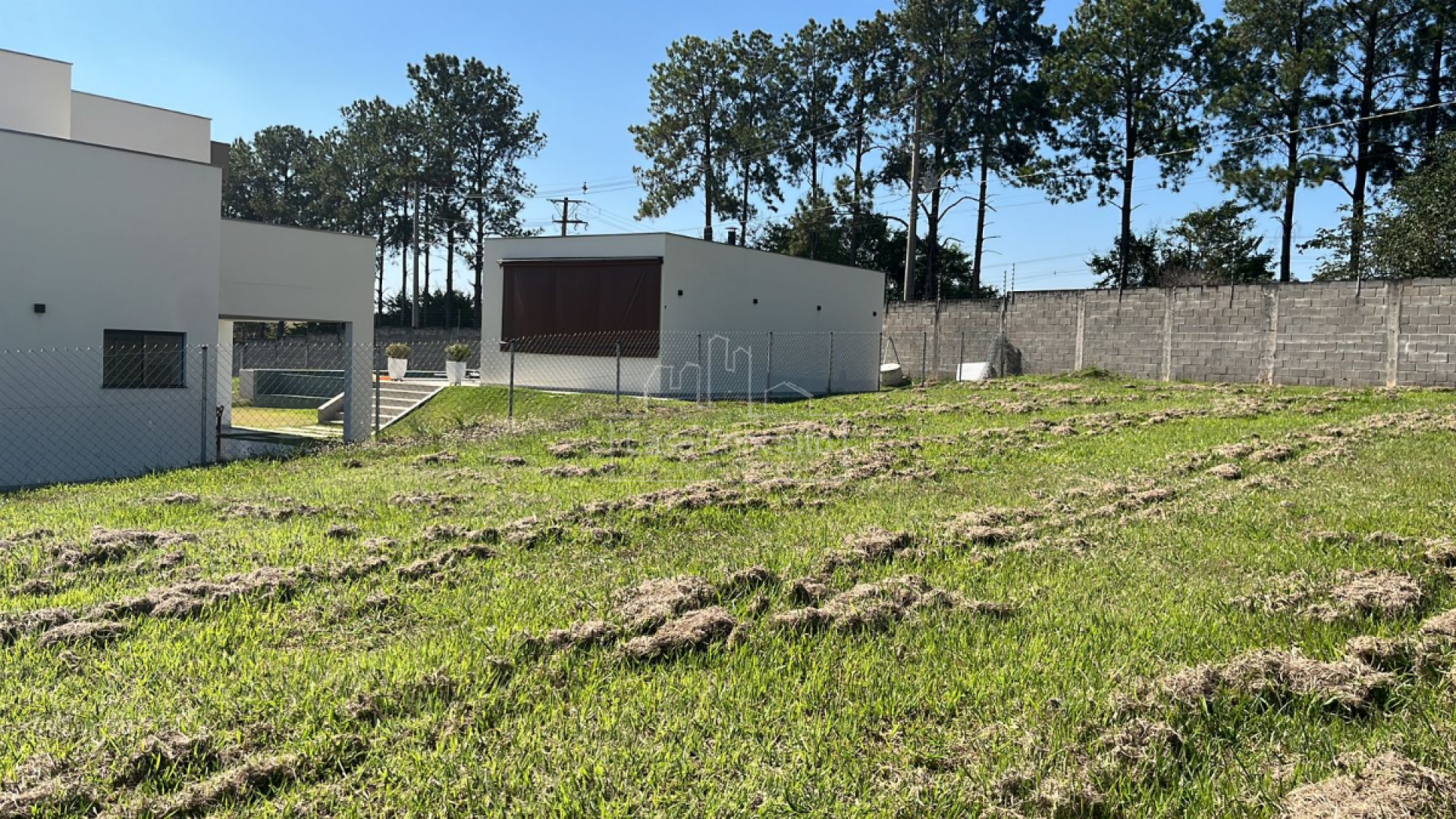 Lote / Terreno de Bairro Para Vender no bairro Jardim Dacha Sorocaba em Sorocaba