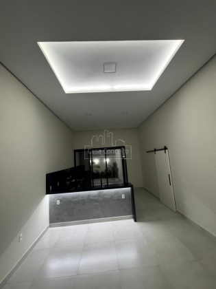 Casa de Condomínio Para Vender com 03 quartos 1 suítes no bairro Jardim Novo Horizonte em Sorocaba