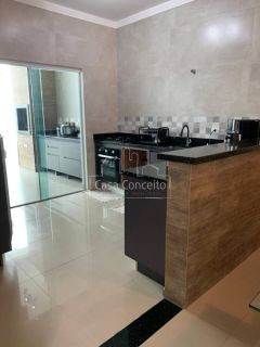 Casa de Condomínio Para Vender com 3 quartos 1 suítes no bairro Horto Florestal III em Sorocaba