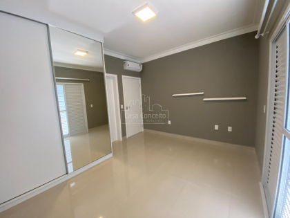 Casa Condomínio Para Vender com 3 quartos 3 suítes no bairro Escolha um bairro... em Sorocaba