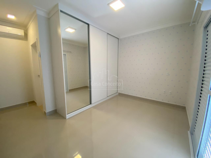 Casa Condomínio Para Vender com 3 quartos 3 suítes no bairro Escolha um bairro... em Sorocaba