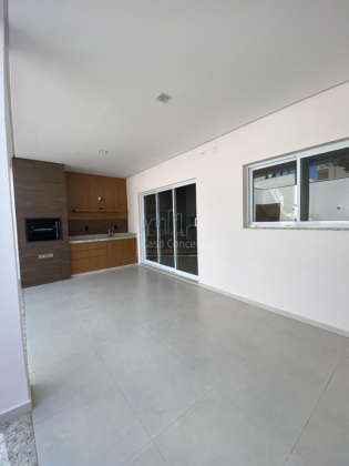 Casa Condomínio Para Vender com 3 quartos 3 suítes no bairro Escolha um bairro... em Sorocaba