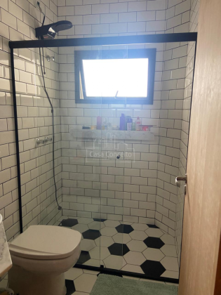 Casa de Condomínio Para Vender com 4 quartos 3 suítes no bairro Escolha um bairro... em Araçoiaba Da Serra