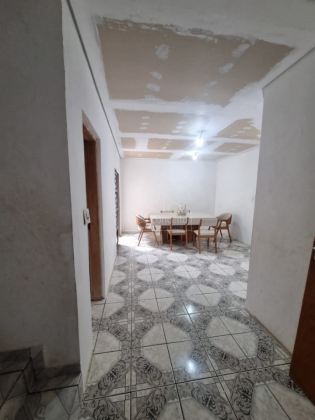 Casa Para Vender com 3 quartos 2 suítes no bairro Jardim Tropical em Sorocaba