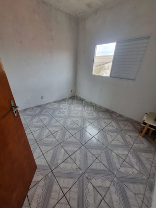 Casa Para Vender com 3 quartos 2 suítes no bairro Jardim Tropical em Sorocaba