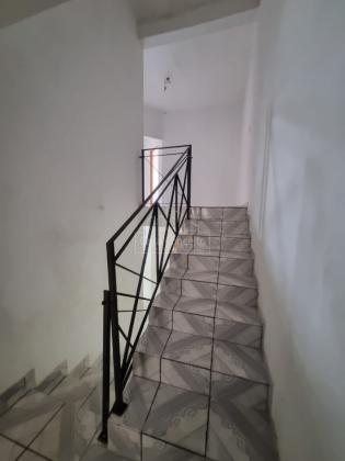 Casa Para Vender com 3 quartos 2 suítes no bairro Jardim Tropical em Sorocaba