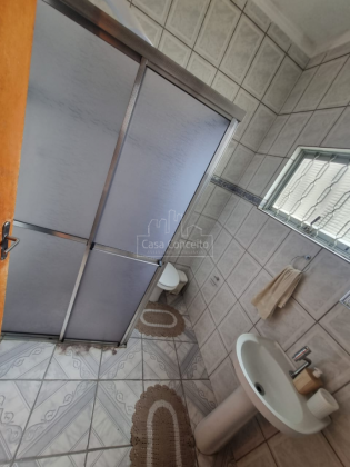 Casa Para Vender com 3 quartos 2 suítes no bairro Jardim Tropical em Sorocaba