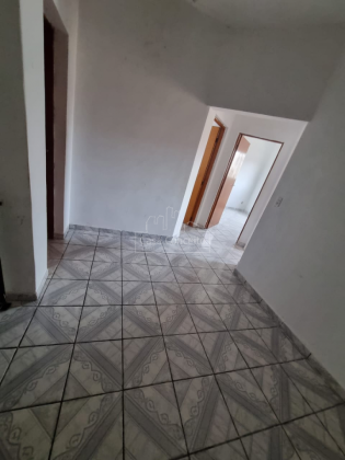 Casa Para Vender com 3 quartos 2 suítes no bairro Jardim Tropical em Sorocaba