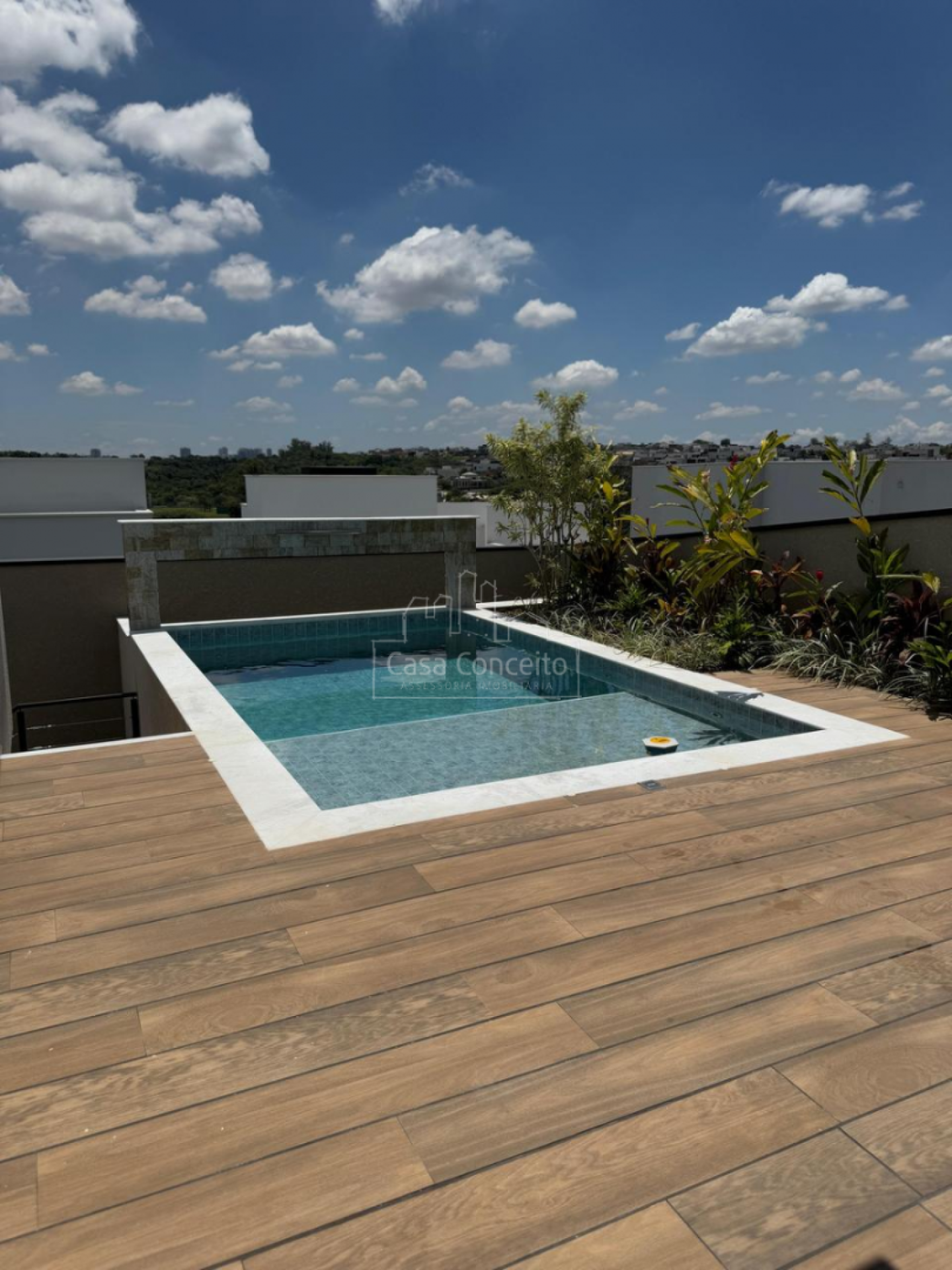 Casa de Condomínio Para Vender com 03 quartos 3 suítes no bairro Escolha um bairro... em Votorantim