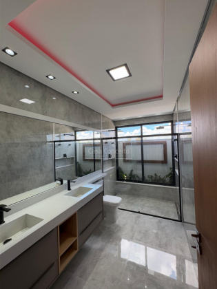 Casa de Condomínio Para Vender com 03 quartos 3 suítes no bairro Escolha um bairro... em Votorantim