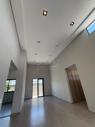 Casa de Condomínio Para Vender com 03 quartos 3 suítes no bairro Escolha um bairro... em Votorantim