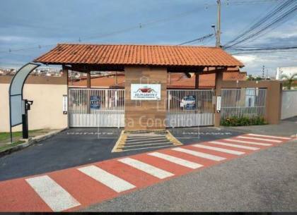 Casa de Condomínio Para Vender com 02 quartos no bairro Jardim Casa Branca em Sorocaba