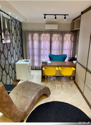 Casa de Condomínio Para Vender com 03 quartos 5 suítes no bairro Jardim Embaixador em Sorocaba