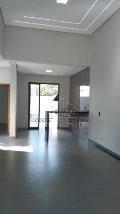 Casa de Condomínio Para Vender com 2 quartos 1 suítes no bairro Escolha um bairro... em Sorocaba