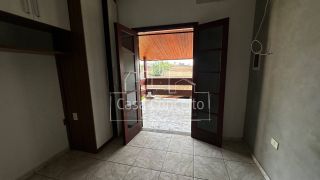 Casa Para Vender com 3 quartos 1 suítes no bairro Jardim Wanel Ville em Sorocaba