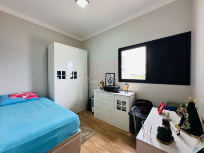 Casa de Condomínio Para Vender com 3 quartos 3 suítes no bairro Horto Florestal em Sorocaba