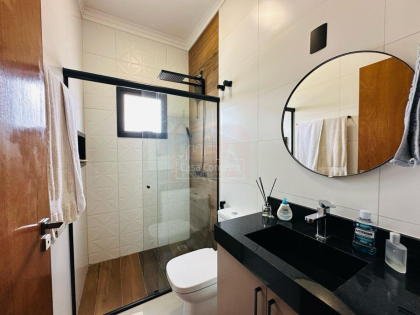 Casa de Condomínio Para Vender com 3 quartos 3 suítes no bairro Horto Florestal em Sorocaba