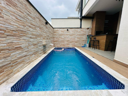 Casa de Condomínio Para Vender com 3 quartos 3 suítes no bairro Horto Florestal em Sorocaba