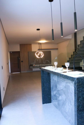 Casa de Condomínio Para Vender com 3 quartos 3 suítes no bairro Escolha um bairro... em Votorantim