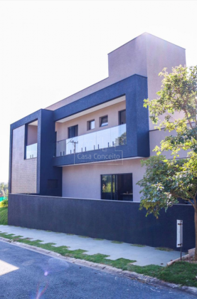 Casa de Condomínio Para Vender com 3 quartos 3 suítes no bairro Escolha um bairro... em Votorantim