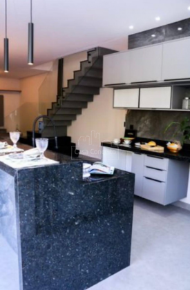 Casa de Condomínio Para Vender com 2 quartos 1 suítes no bairro Escolha um bairro... em Sorocaba