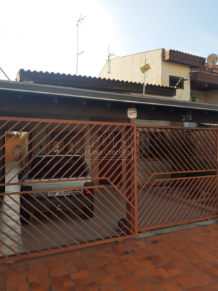 Casa de Vila Para Vender com 2 quartos 1 suítes no bairro Jardim Bertanha em Sorocaba