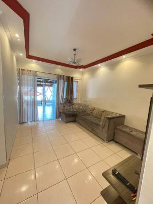 Casa de Vila Para Vender com 3 quartos 1 suítes no bairro Jardim Santa Catarina em Sorocaba