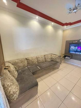 Casa de Vila Para Vender com 3 quartos 1 suítes no bairro Jardim Santa Catarina em Sorocaba