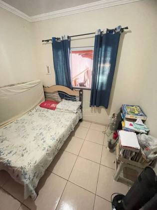 Casa de Vila Para Vender com 3 quartos 1 suítes no bairro Jardim Santa Catarina em Sorocaba